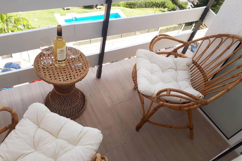 Modern Studio Near Beach. Sea, Pool And Wi-Fi Benalmádena Eksteriør billede
